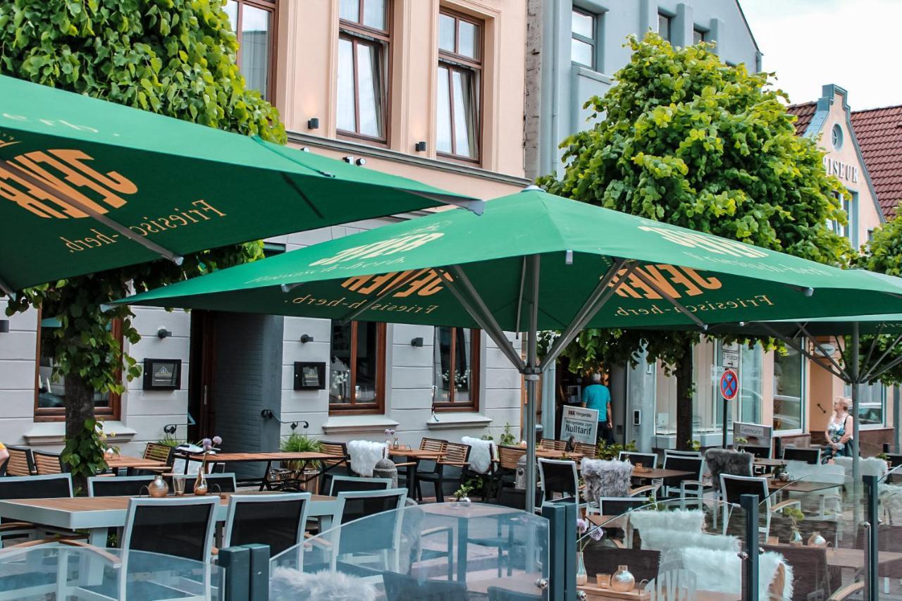 Hotel Schwarzer Adler Йевер Экстерьер фото